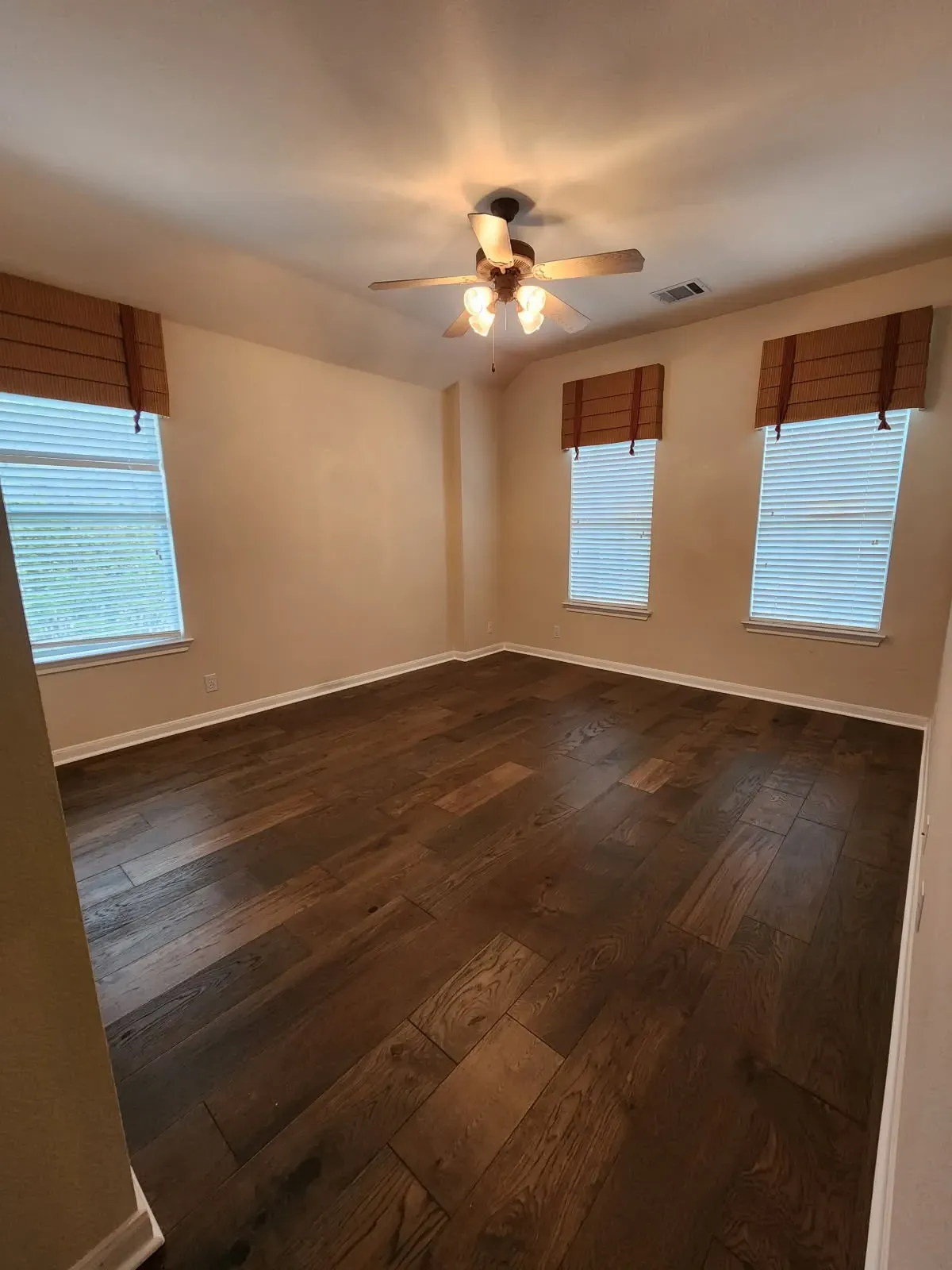 Can Engineered Hardwood Floors be Refinished?